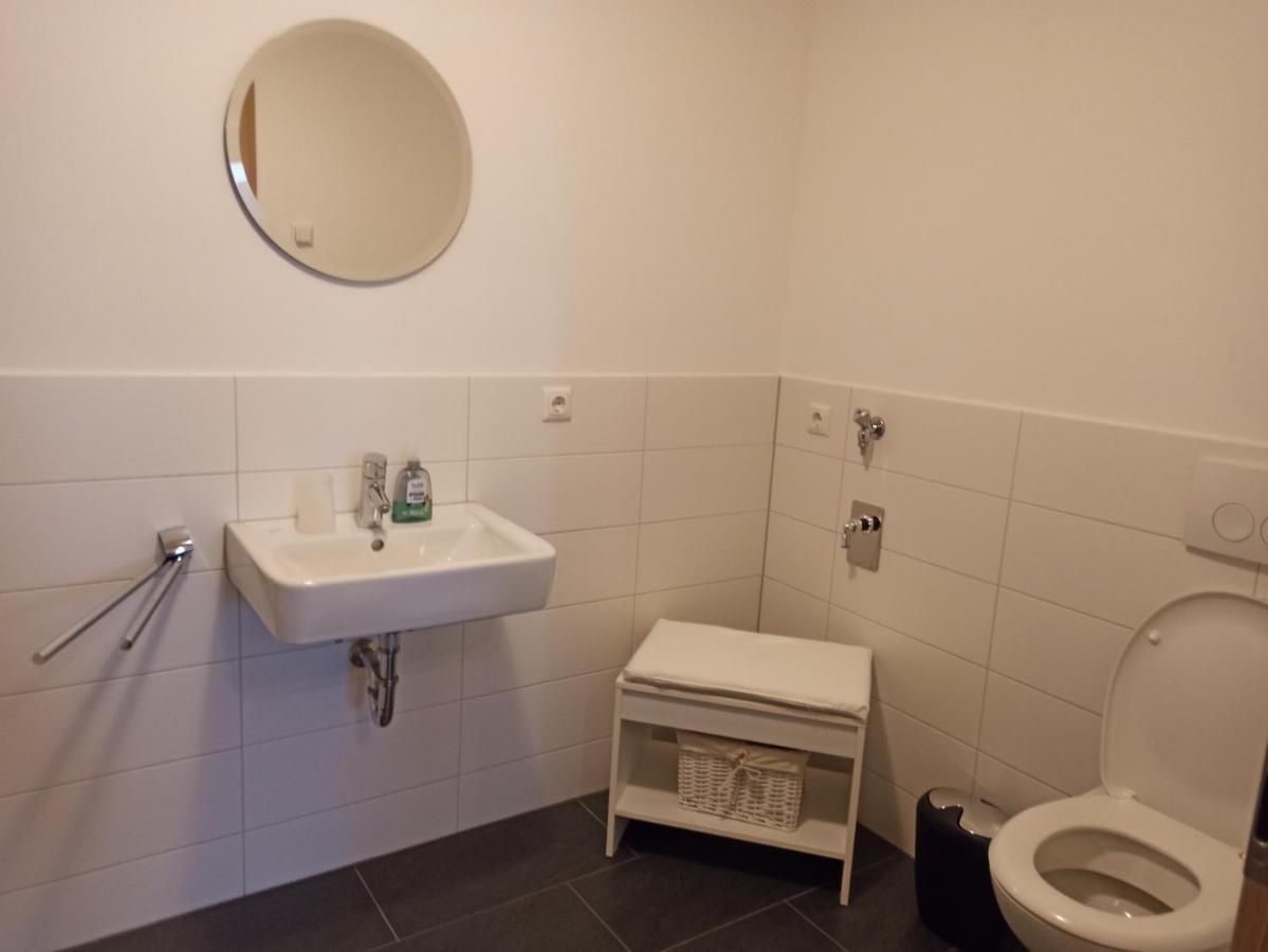 Gaestewohnung Fischer シュトレーラ エクステリア 写真