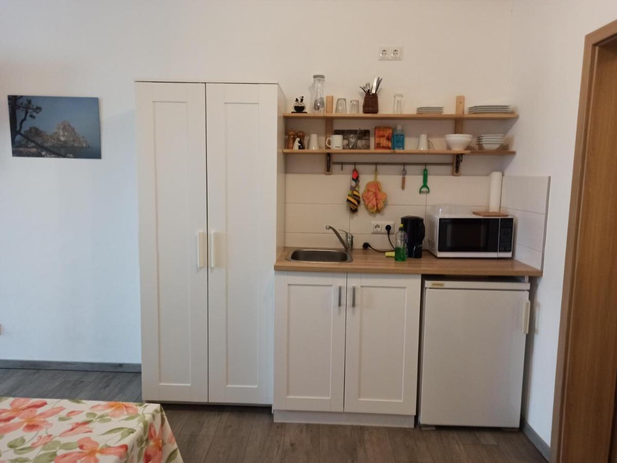 Gaestewohnung Fischer シュトレーラ エクステリア 写真